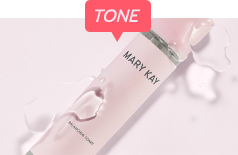 Individual images of the Mary Kay Mattifying Regimen products including the mattifying cleanser, exfoliating scrub, balancing toner and mattifying moisturizer