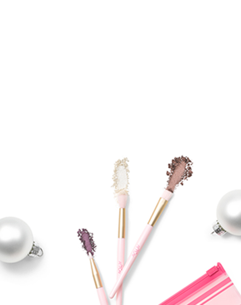 Limited Edition Mary Kay Mini Essential Brush Set styled with gifting accessories